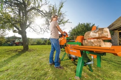 Holzspalter, liegender Kurzholzspalter SplitMaster 9 Spaltvorgang, Spaltmesser verstellbar