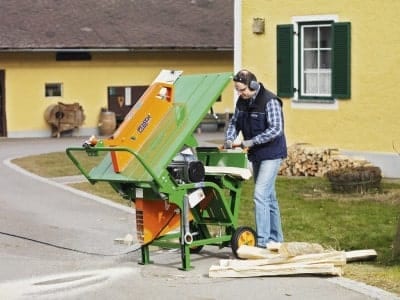 Posch Tisch-wippkreissäge, Brennholzschnitt, Längsschnitt