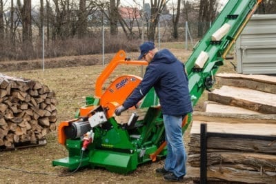 Wippkreissäge mit Förderband, Förderbandsäge, Posch