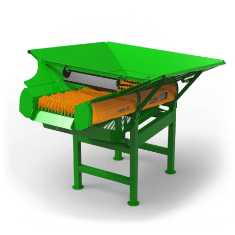 Posch - billet handling: cleaning with rotating rollers and screen surface with upward gradient, low-noise. Feeding hopper for large volumes of wood