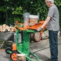 Holzspalter im Einsatz, Spaltaxt 10 von POSCH